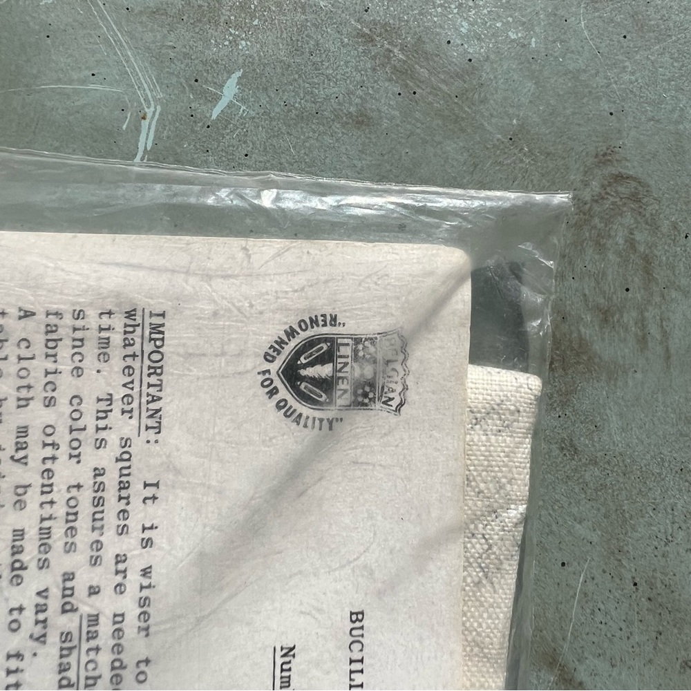 2 Vintage Every women's Family Circle - Belgian Linen "Add-A-Square" embroidery - Picture 4 of 5